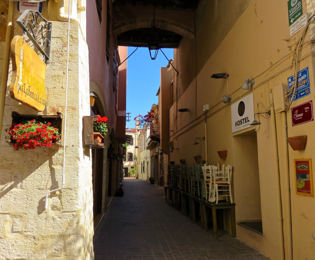 Tra i vicoli del mattino, Chania