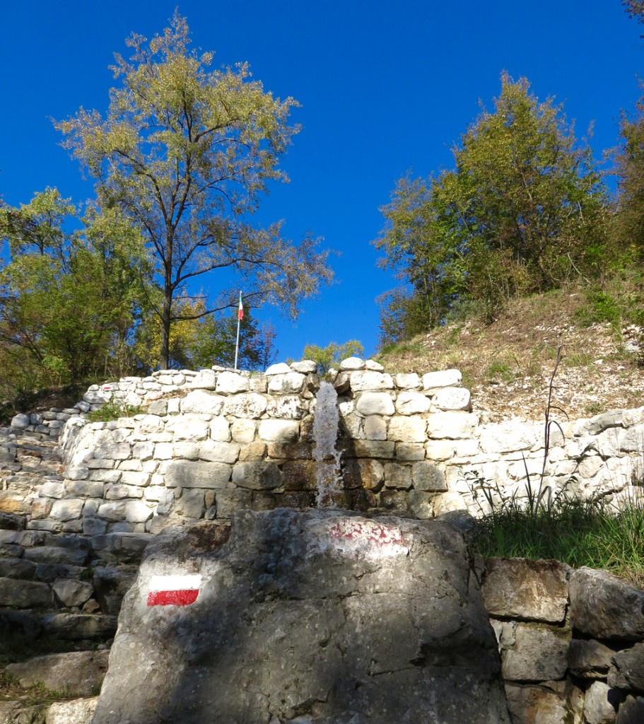 Luca Vivan, travel blogger, Dardago, Pordenone, Friuli, rujal de San Tomè, pedemontana, val di Croda, cascata del Perer