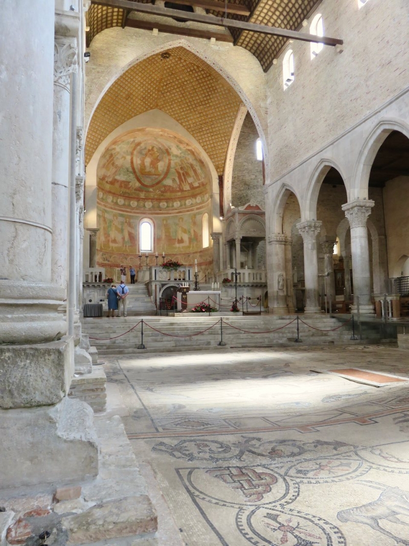  Aquileia, chiesa di Aquileia, Friuli, Friuli Venezia Giulia, viaggio nella notte della chiesa di Aquileia, paleocristiano