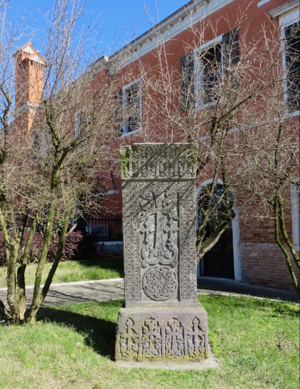  Khachkar a San Lazzaro degli Armeni