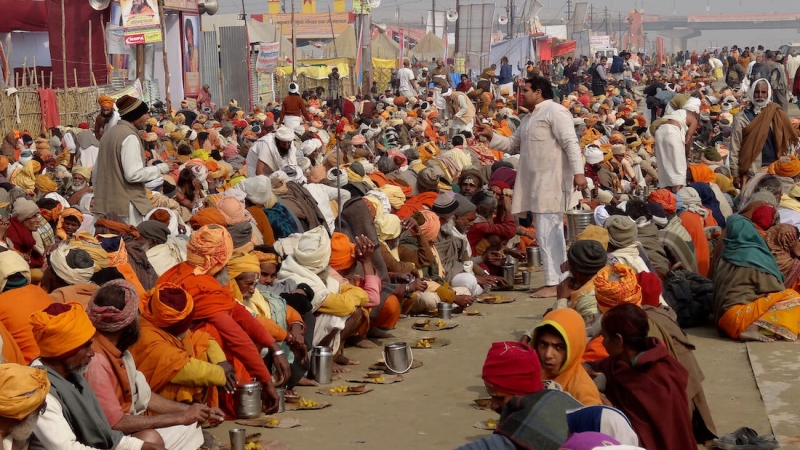 Marco Perini, Darśan, pranzo comunitario durate il Kumbh Mela del 2013