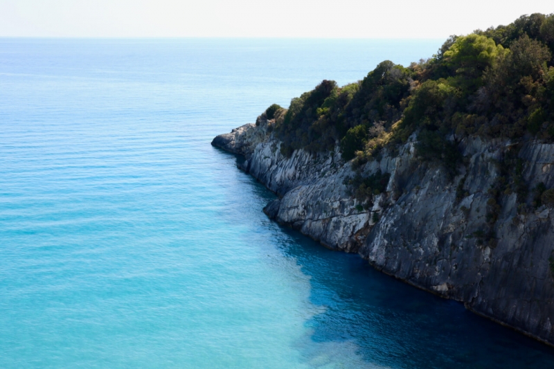 Zante non turistica, spiaggia sulfurea Xigia